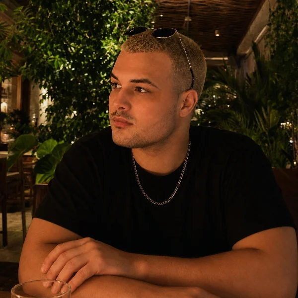 Ky Saint lifestyle photo 6